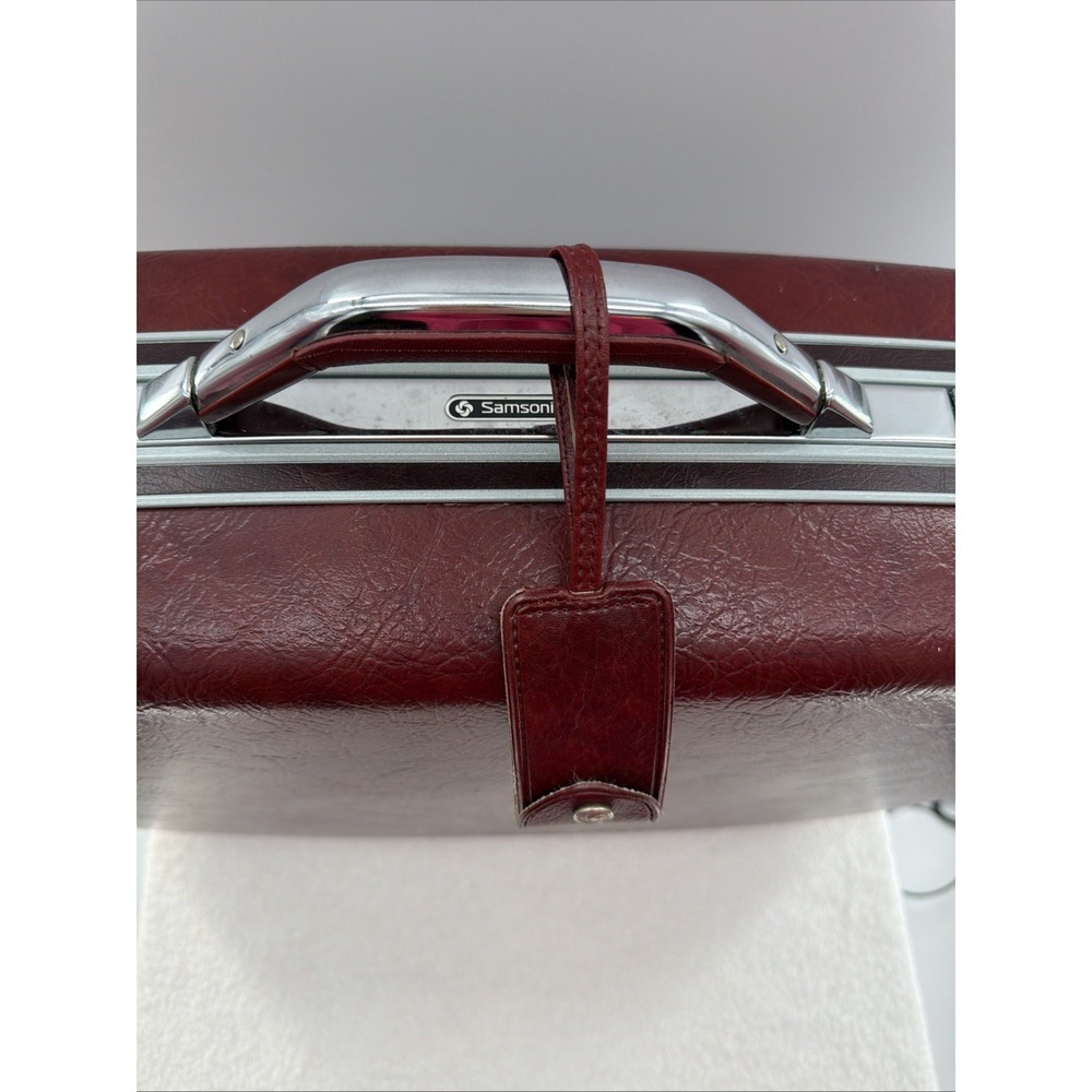 Vintage Samsonite Profile Burgundy Red Hard Shell Suitcase 22x15x8 Great Inside - Picture 2 of 10